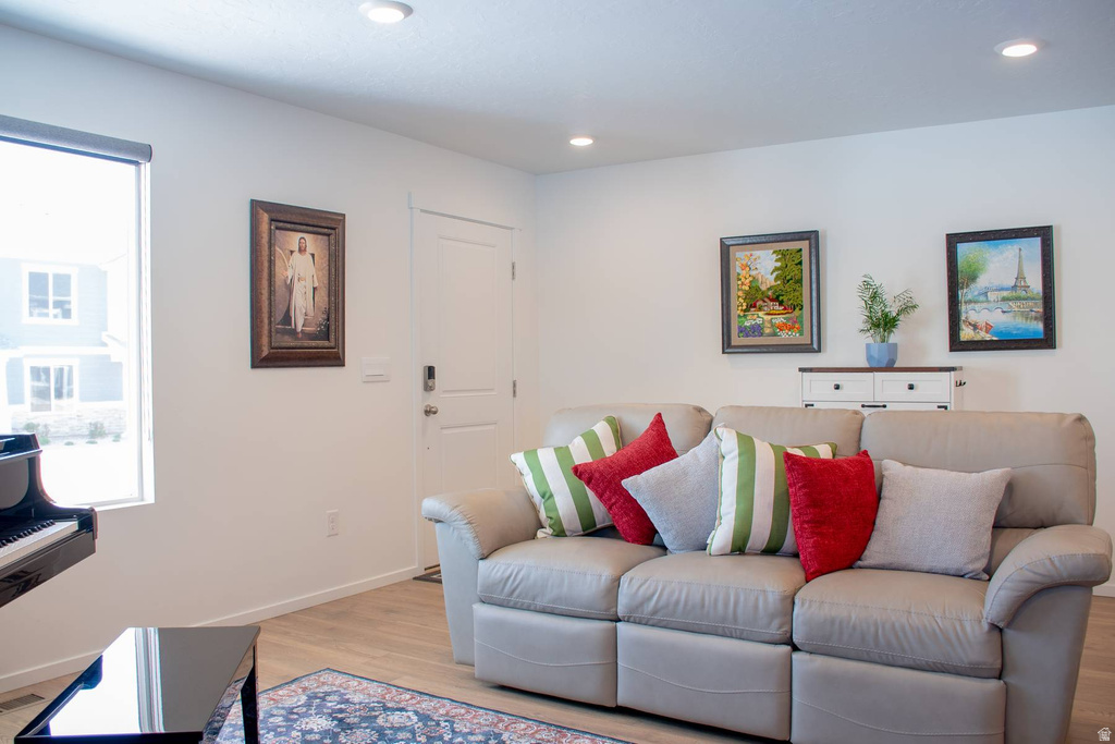 252 N SALTY LN Saratoga Springs, UT 84045