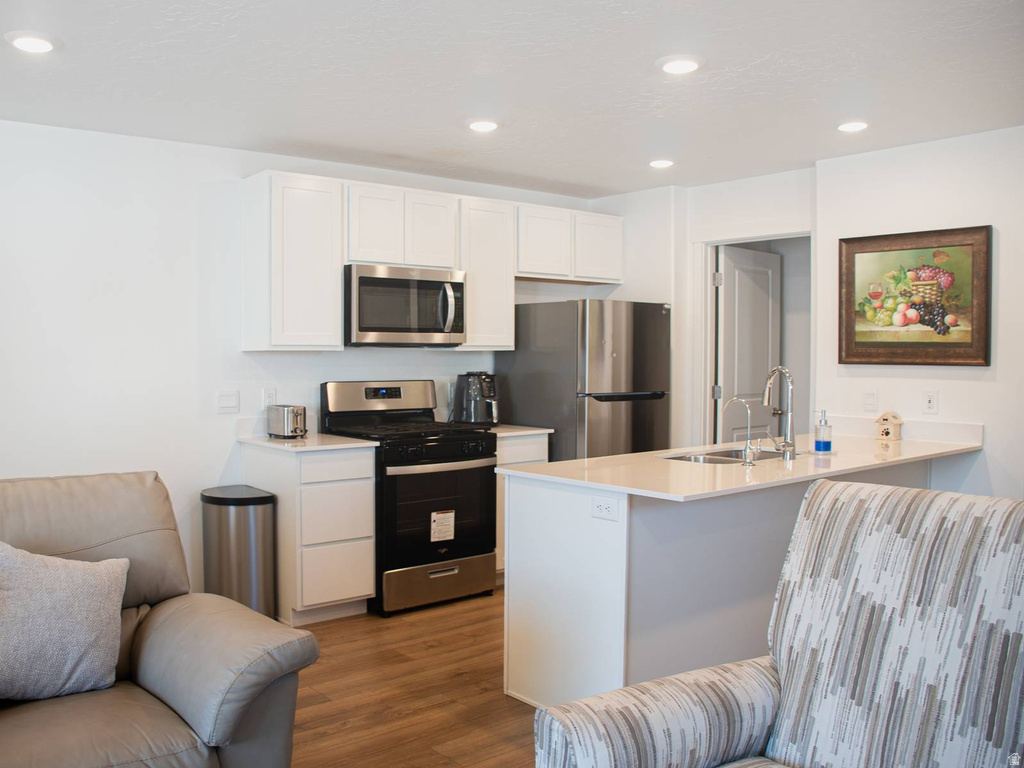 252 N SALTY LN Saratoga Springs, UT 84045