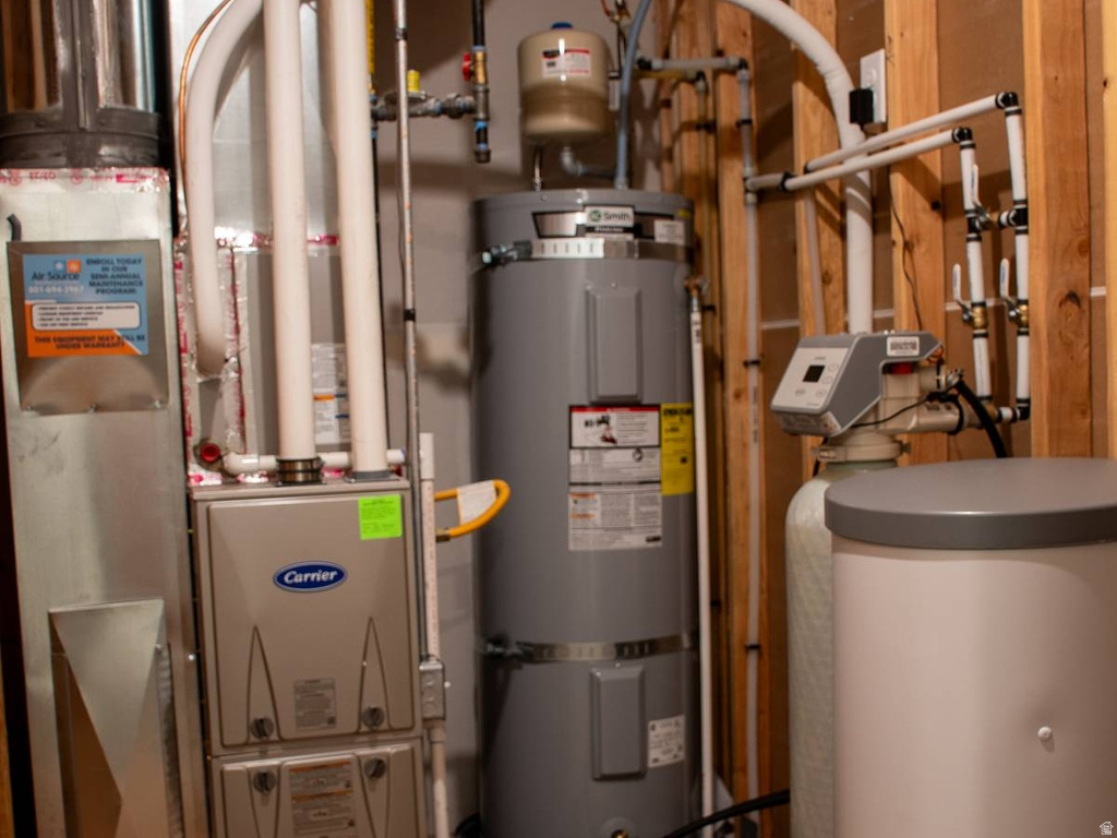 252 N SALTY LN Saratoga Springs, UT 84045