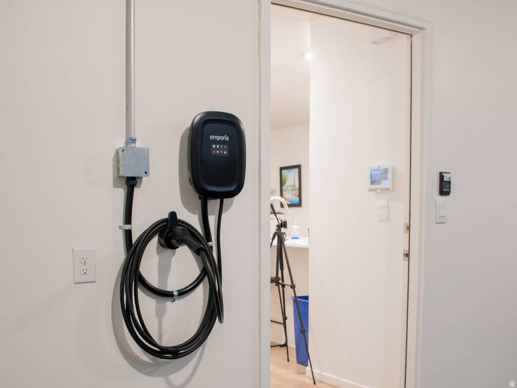 252 N SALTY LN Saratoga Springs, UT 84045