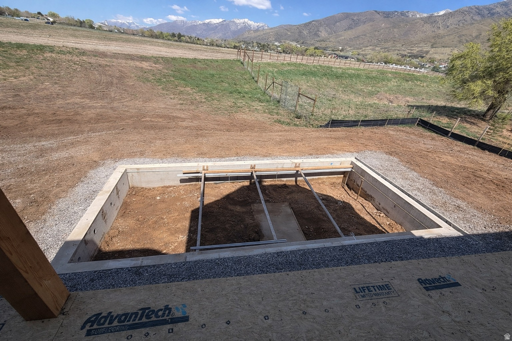 2727 EAST GENTILE ST Layton, UT 84040