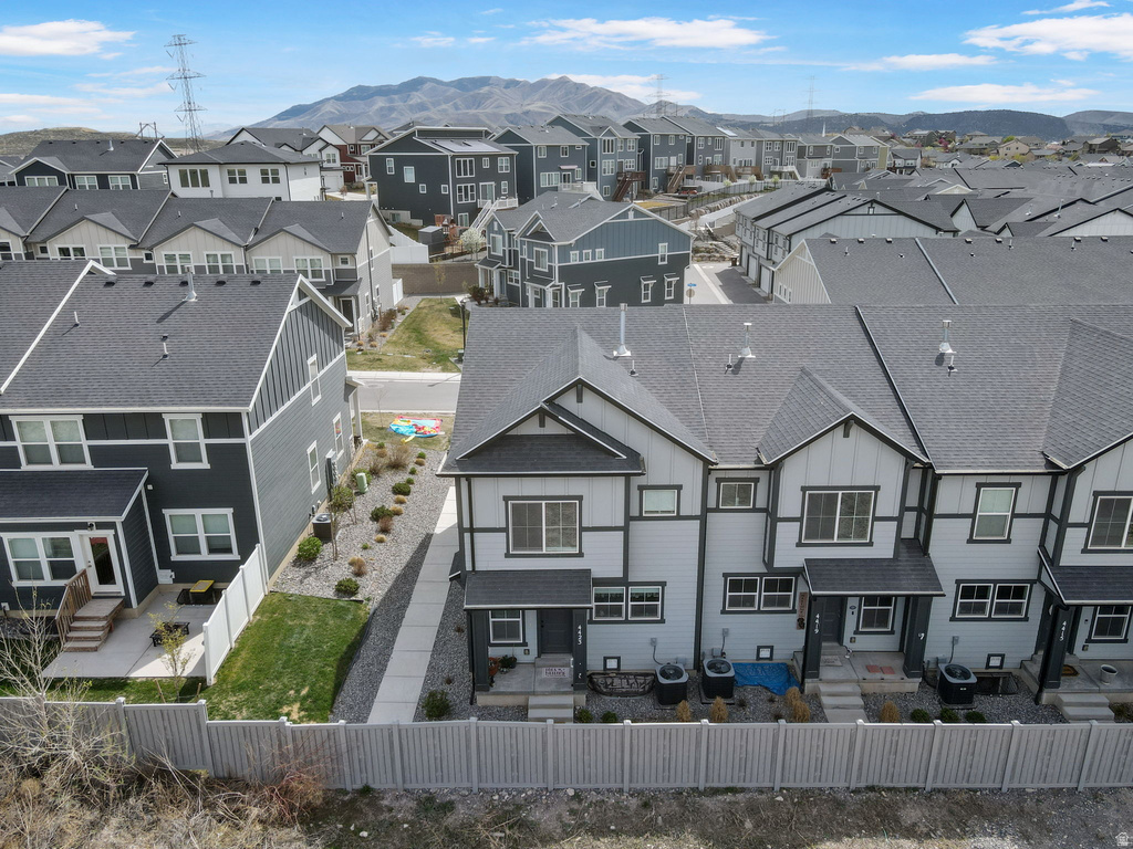 4423 E LONGLEAF LN Eagle Mountain, UT 84005