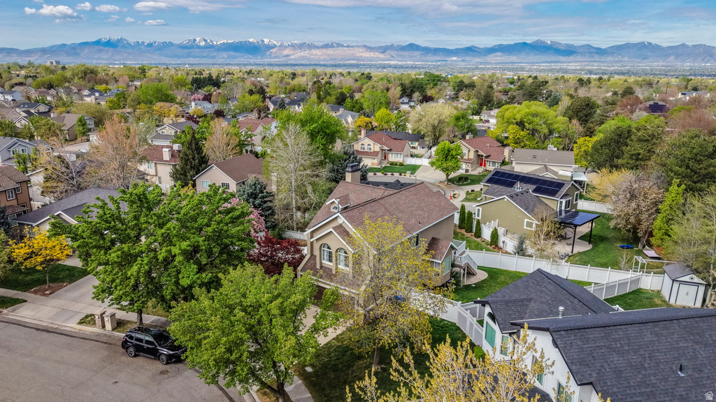 7910 S PEAR TREE CIR Sandy, UT 84094