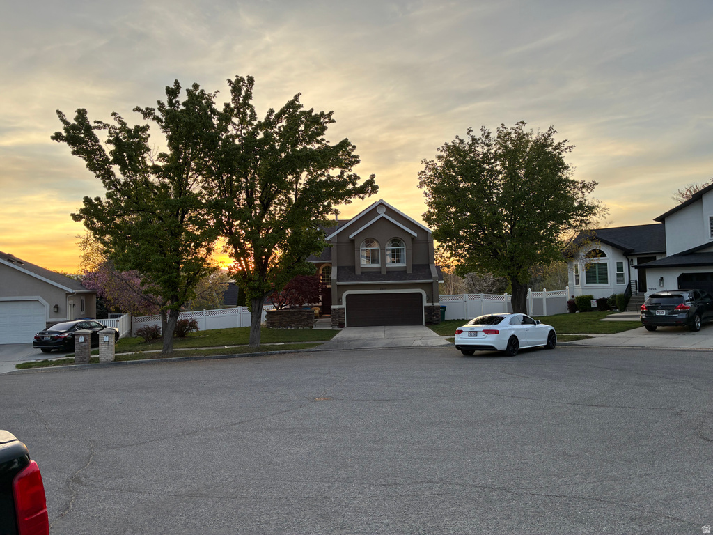 7910 S PEAR TREE CIR Sandy, UT 84094