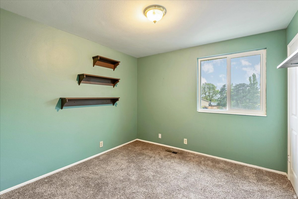 2196 E THISTLEWOOD WAY Sandy, UT 84092