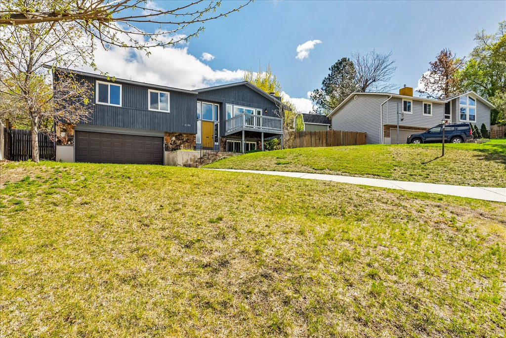 2196 E THISTLEWOOD WAY Sandy, UT 84092