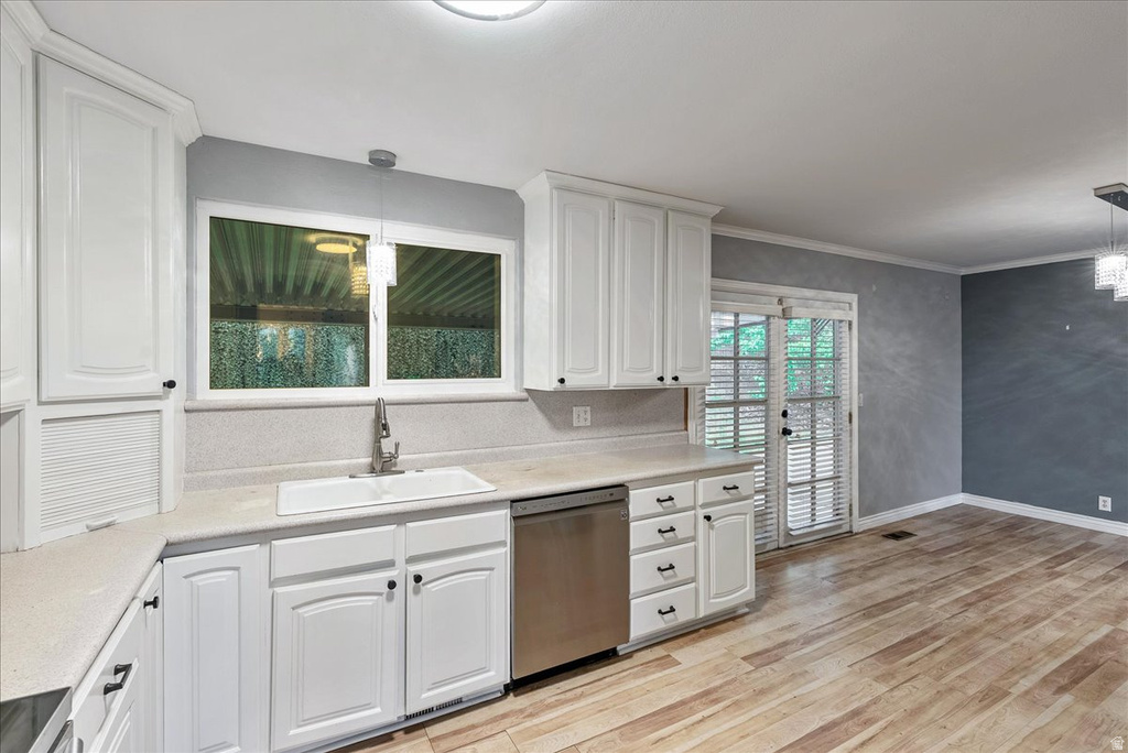 2196 E THISTLEWOOD WAY Sandy, UT 84092