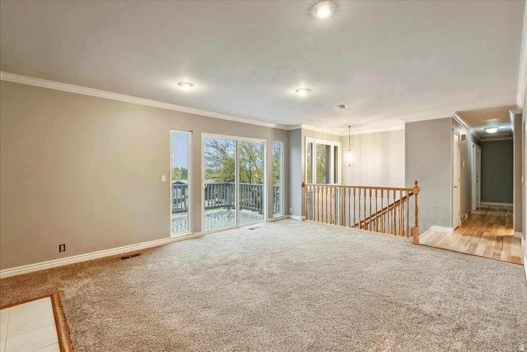 2196 E THISTLEWOOD WAY Sandy, UT 84092