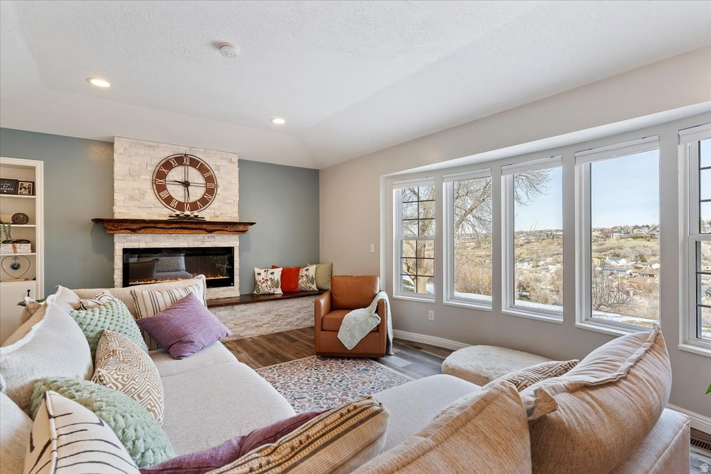 1845 E CHERRY LN Layton, UT 84040