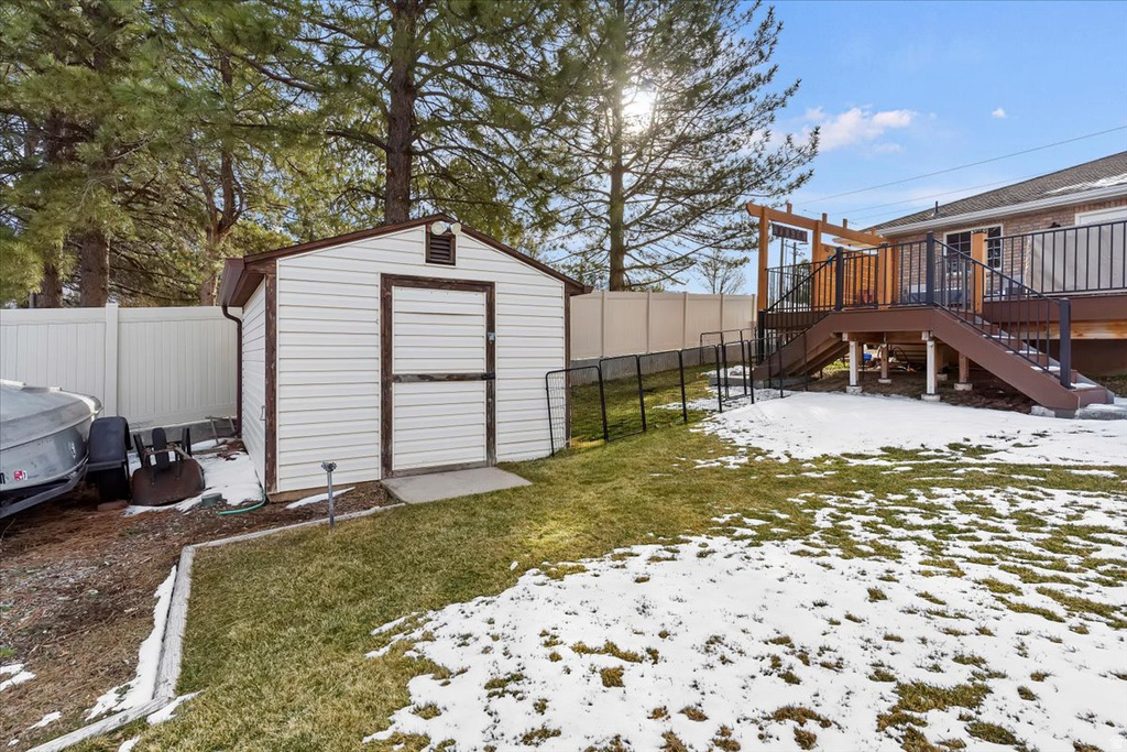 1845 E CHERRY LN Layton, UT 84040