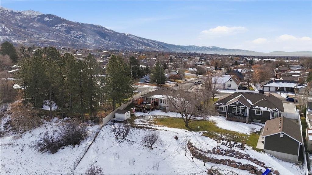 1845 E CHERRY LN Layton, UT 84040