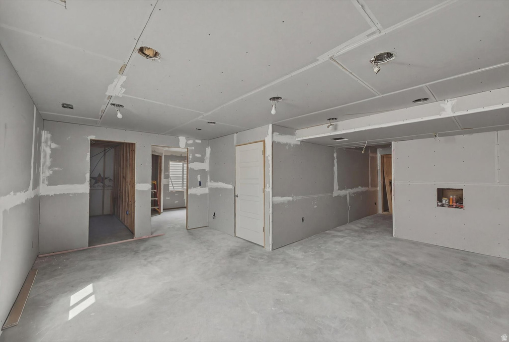 4869 E BREEZY PATCH RD Eagle Mountain, UT 84005