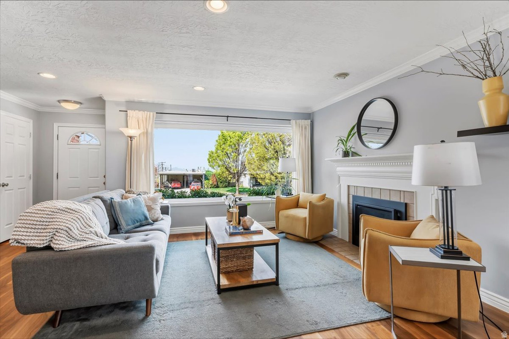 2015 S LAURELHURST DR Salt Lake City, UT 84108