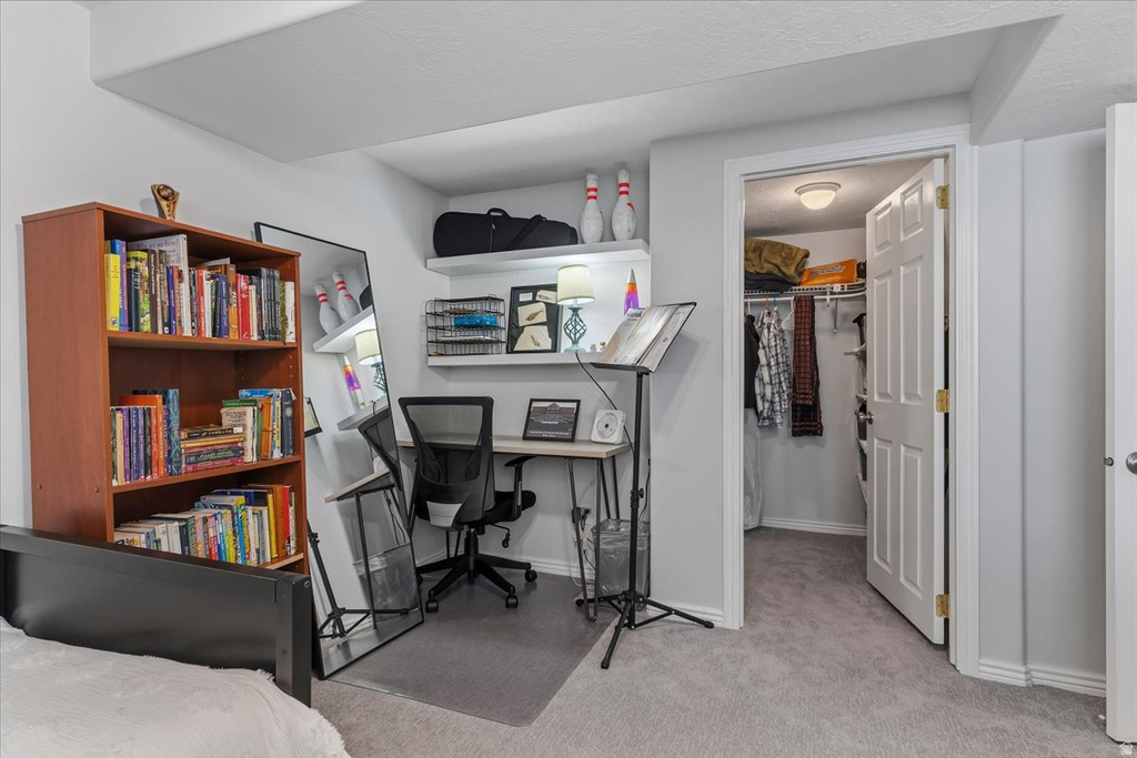 2015 S LAURELHURST DR Salt Lake City, UT 84108