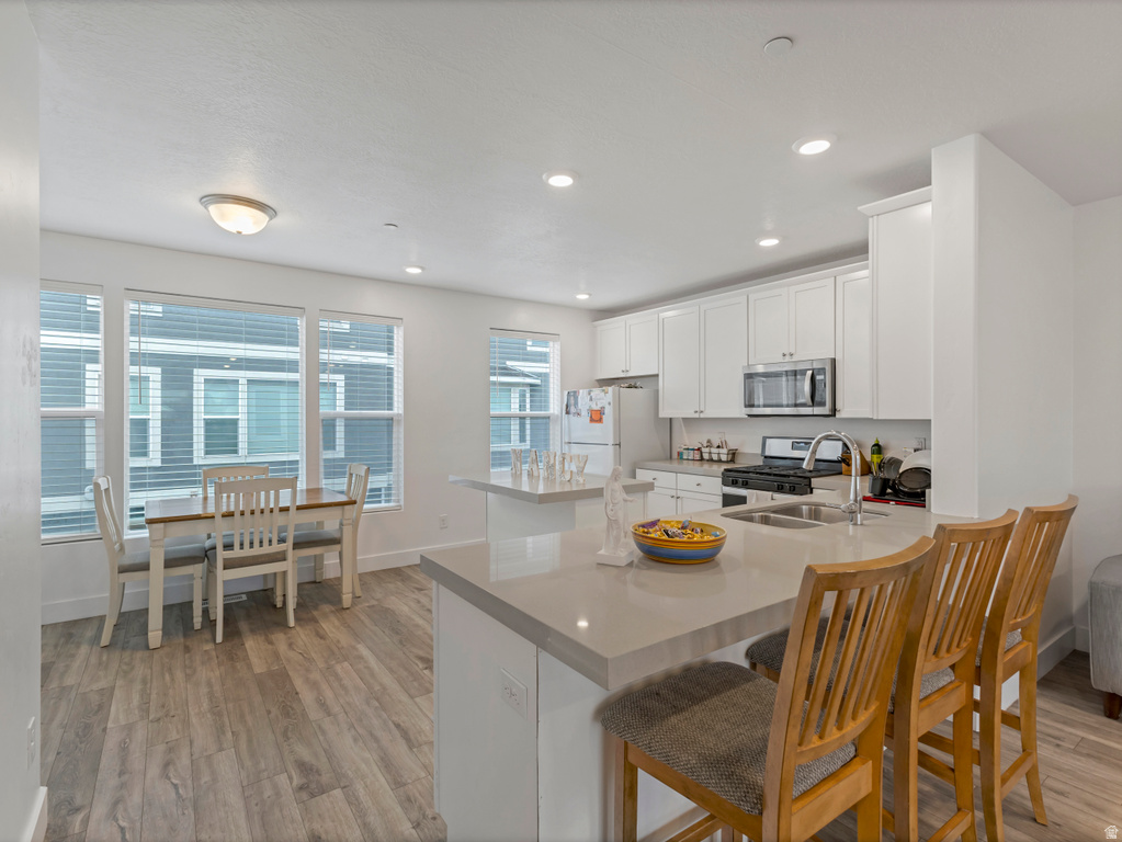 3837 W CARDENDEN LN Taylorsville, UT 84129