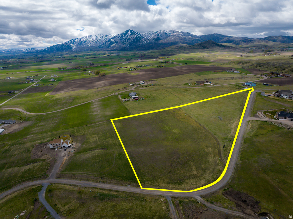 6950 W 2700 N Petersboro, UT 84325
