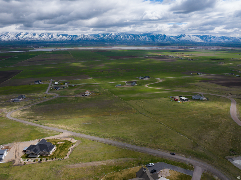 6950 W 2700 N Petersboro, UT 84325