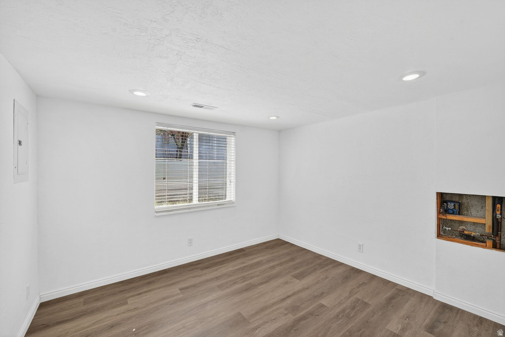 5893 S ALPINE CREST CIR Salt Lake City, UT 84118