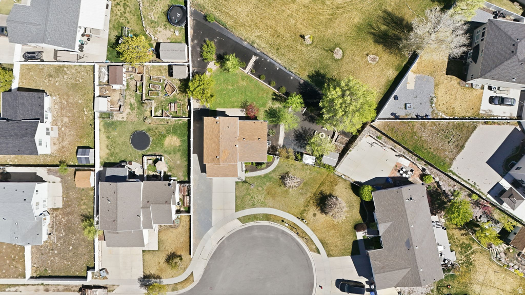 5893 S ALPINE CREST CIR Salt Lake City, UT 84118