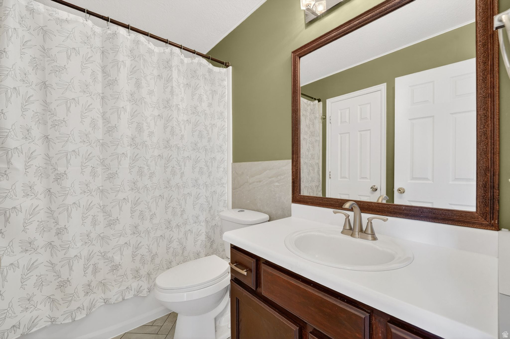 5893 S ALPINE CREST CIR Salt Lake City, UT 84118