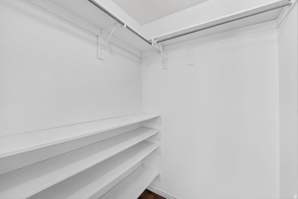 5893 S ALPINE CREST CIR Salt Lake City, UT 84118