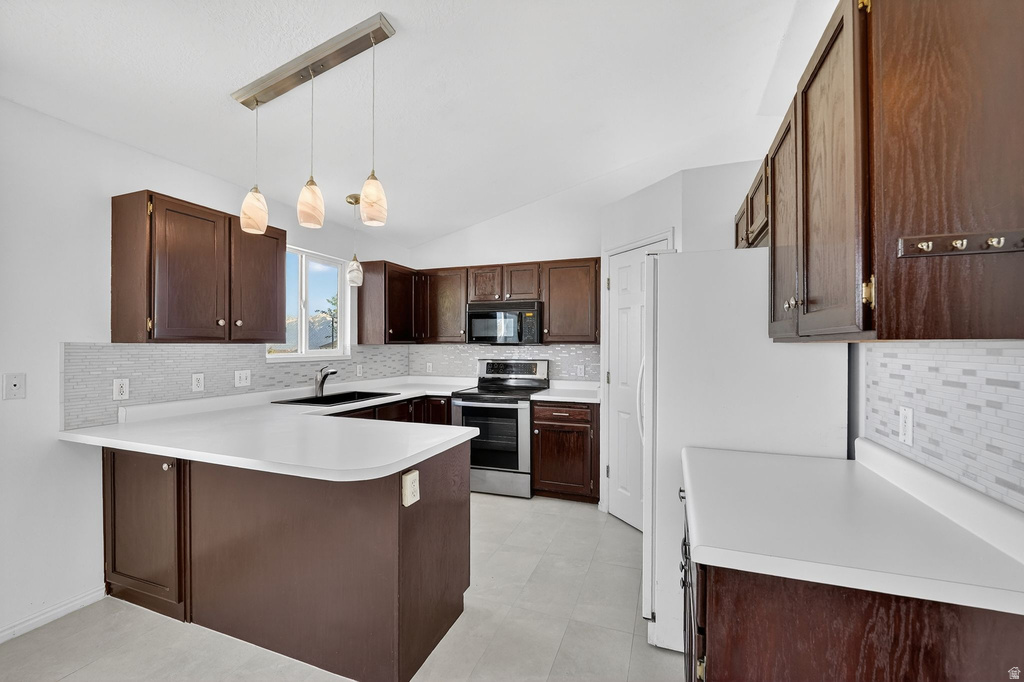 5893 S ALPINE CREST CIR Salt Lake City, UT 84118