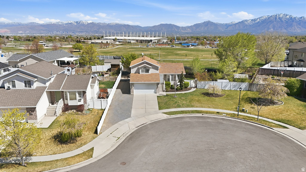 5893 S ALPINE CREST CIR Salt Lake City, UT 84118