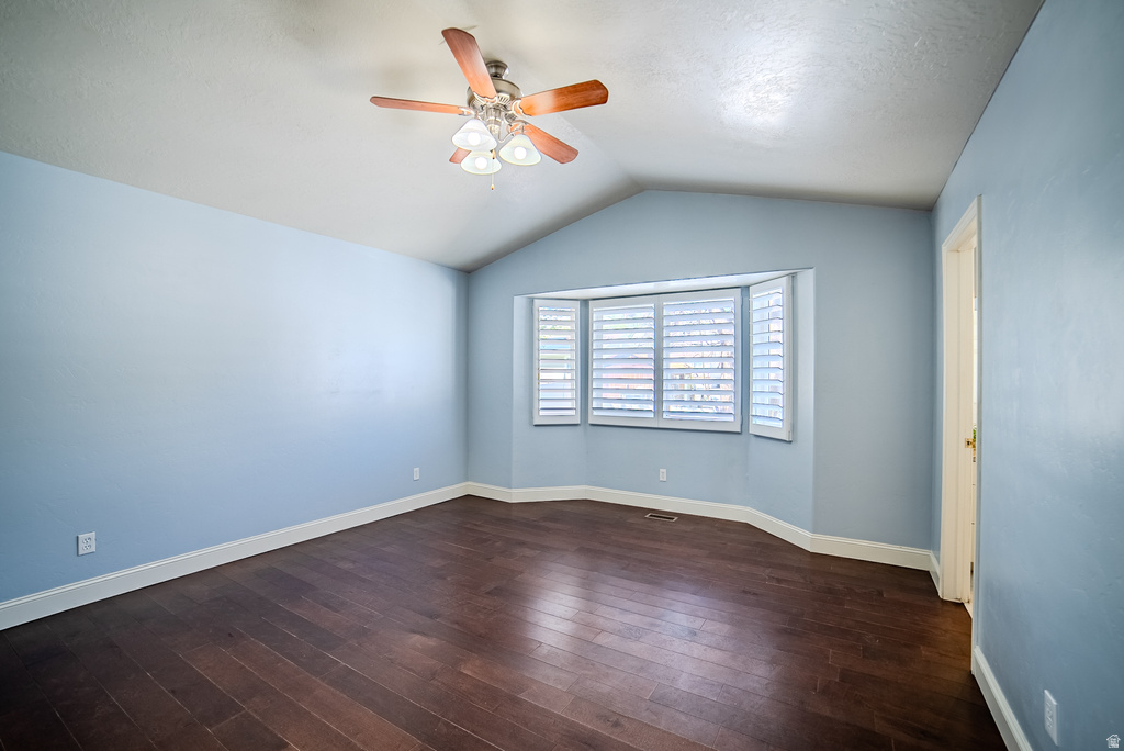 3026 S HIBLER DR Magna, UT 84044