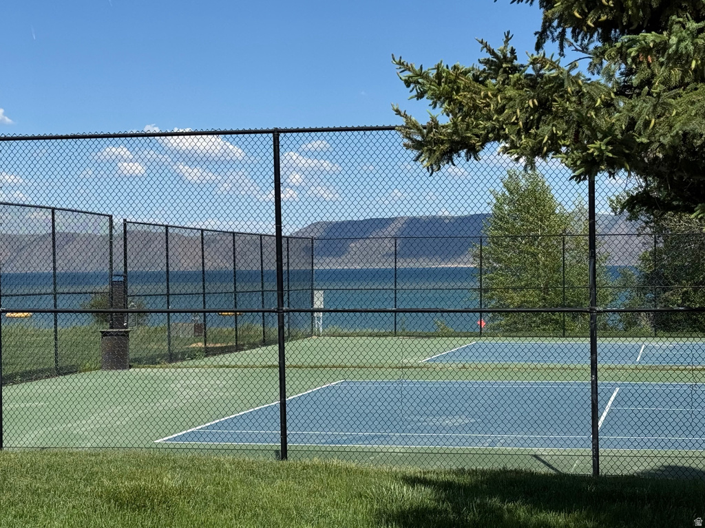 815 N HARBOR DR #201 Garden City, UT 84028