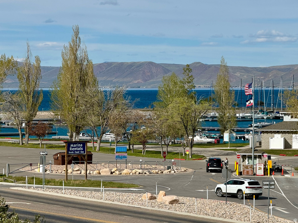 815 N HARBOR DR #201 Garden City, UT 84028