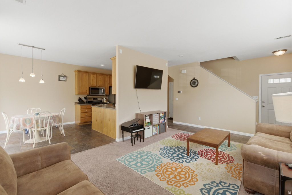 13534 S SKIPPERLING LN Riverton, UT 84096