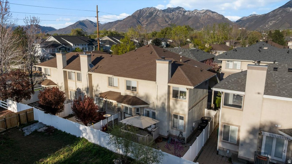 7824 S SEQUOIA TREE LN Sandy, UT 84094