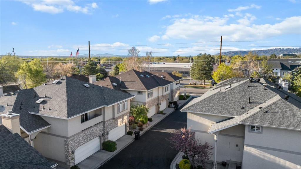 7824 S SEQUOIA TREE LN Sandy, UT 84094