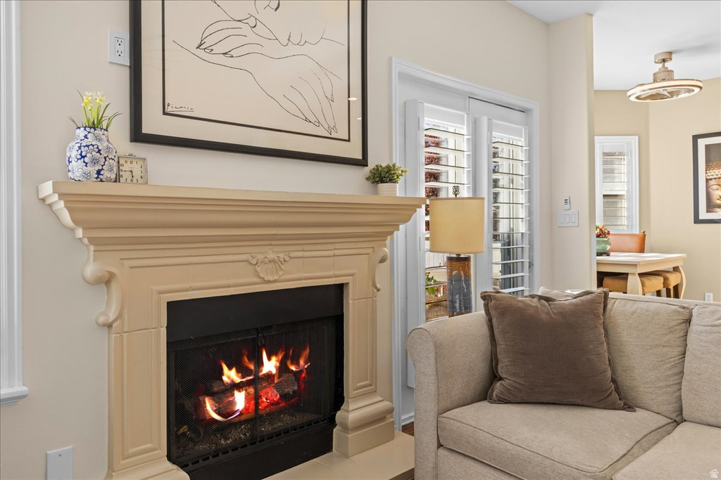 7824 S SEQUOIA TREE LN Sandy, UT 84094