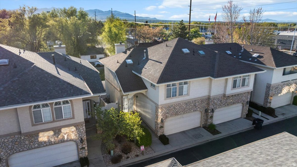 7824 S SEQUOIA TREE LN Sandy, UT 84094