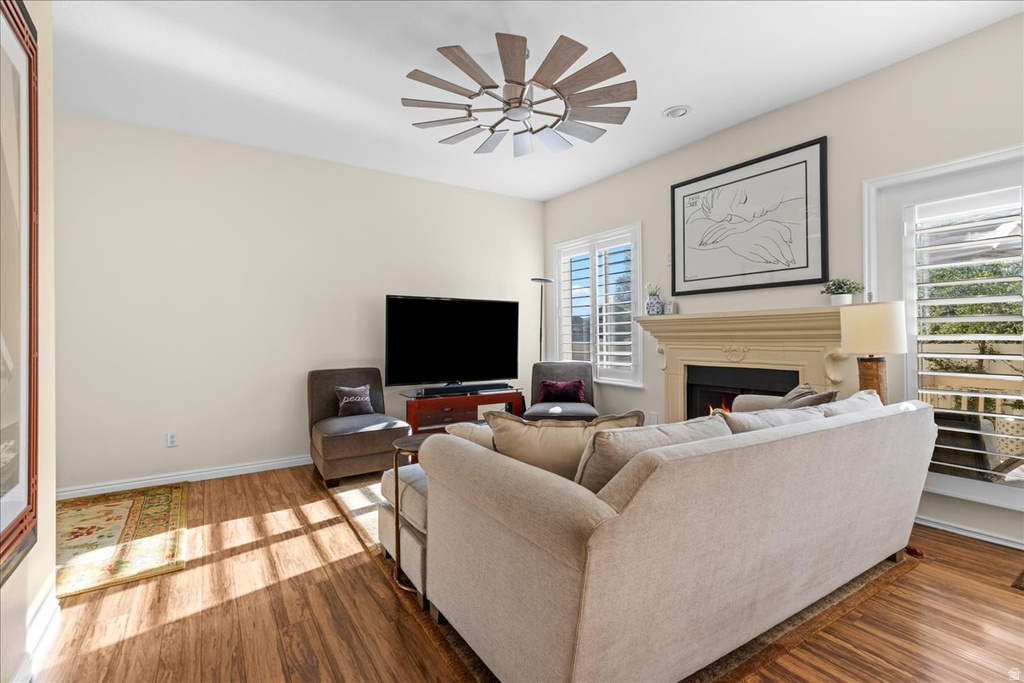 7824 S SEQUOIA TREE LN Sandy, UT 84094