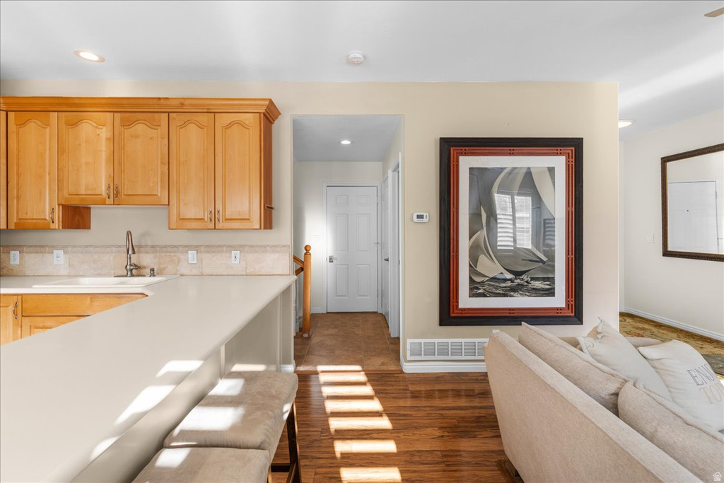 7824 S SEQUOIA TREE LN Sandy, UT 84094