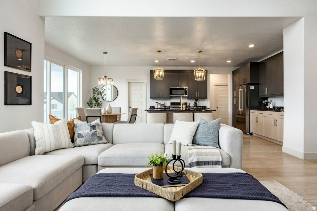 654 N BOSEMAN WAY Saratoga Springs, UT 84045