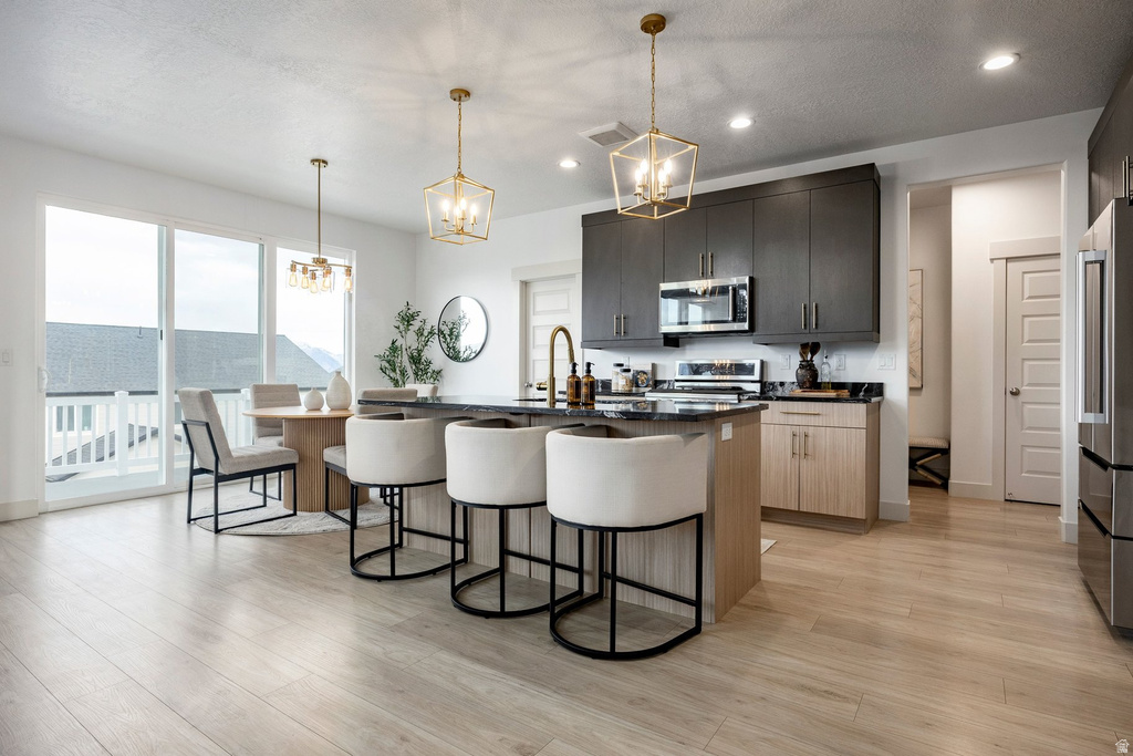 654 N BOSEMAN WAY Saratoga Springs, UT 84045