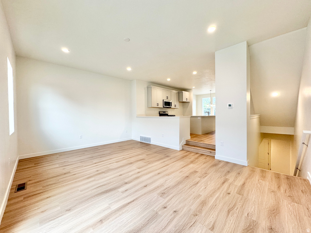 1650 N MAIN ST Layton, UT 84041