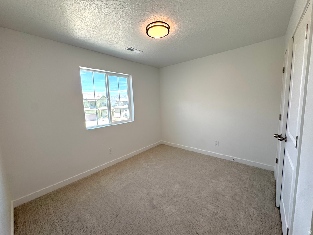 2915 N KINGBIRD DR #610 Eagle Mountain, UT 84005