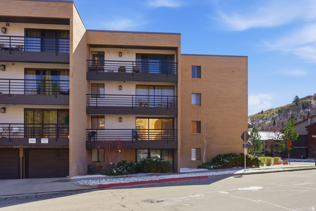 2000 PROSPECTOR AVE #102 Park City, UT 84060