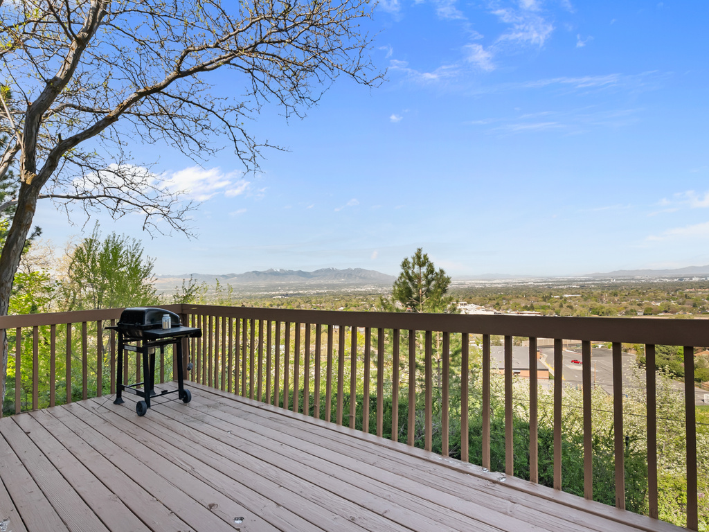 3322 S MONTE VERDE DR Salt Lake City, UT 84109