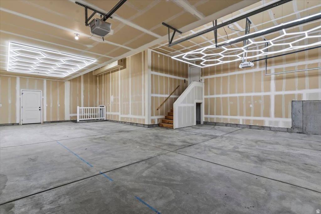 343 E 6725 S South Weber, UT 84405