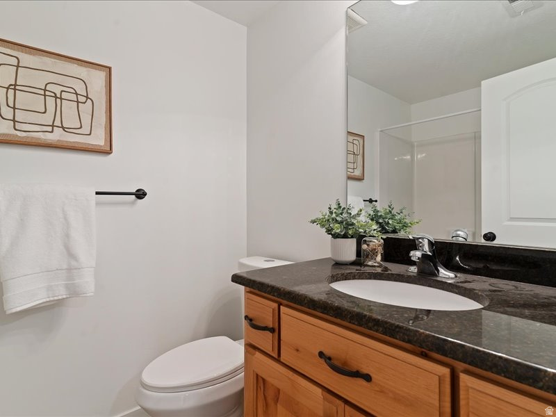 343 E 6725 S South Weber, UT 84405