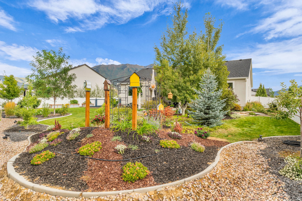 2454 W JACKSON ST Mapleton, UT 84664