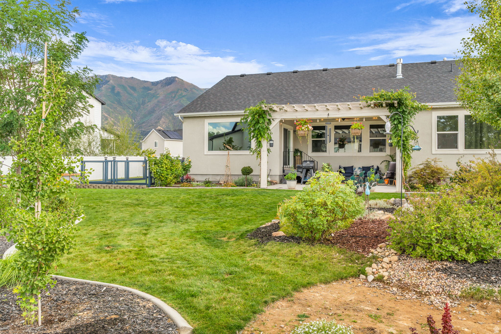 2454 W JACKSON ST Mapleton, UT 84664