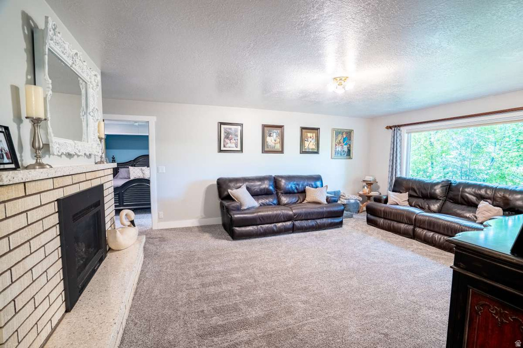 341 E 100 N Providence, UT 84332