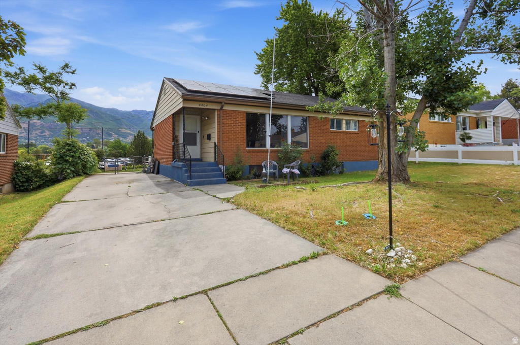 4404 S 375 E photo 3