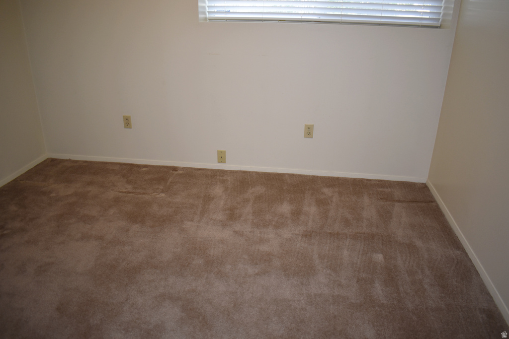 5316 S 2150 W Taylorsville, UT 84129